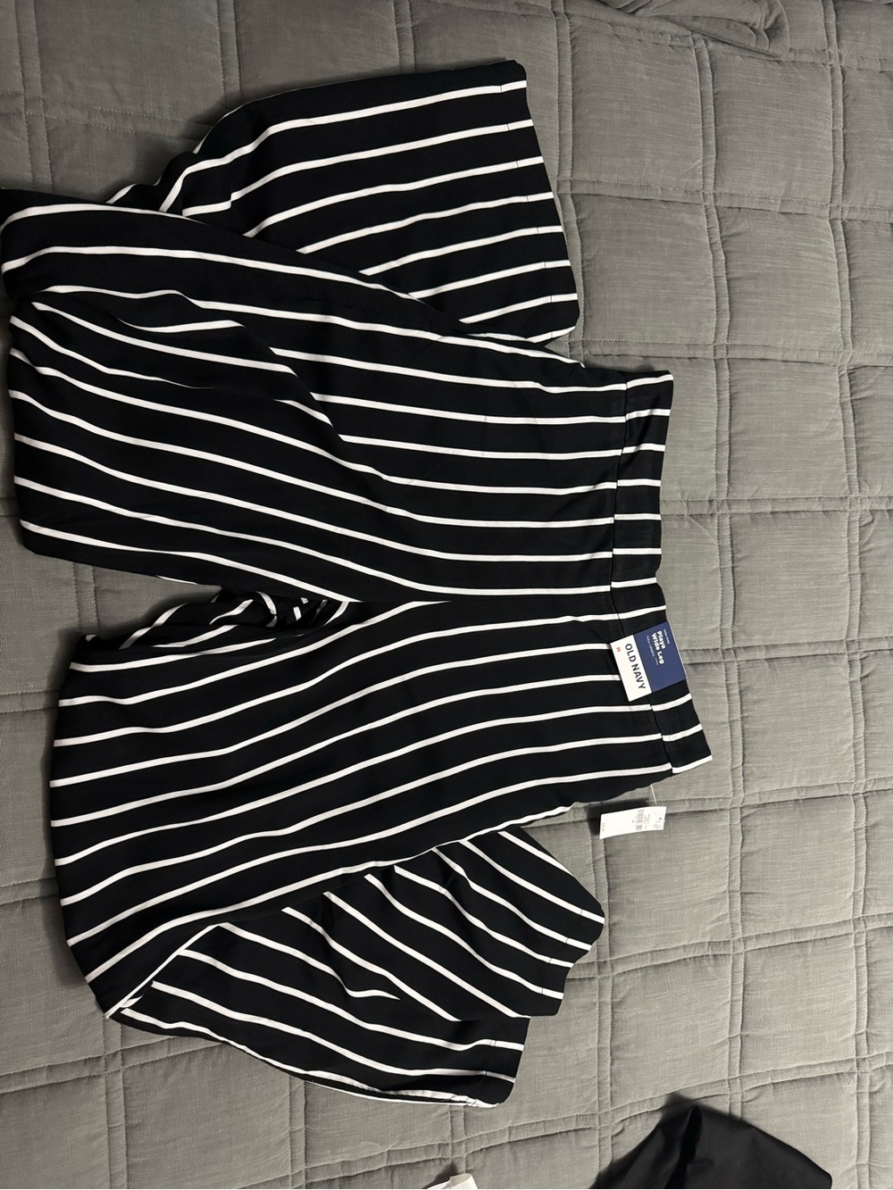 Old Navy Black and White Vertical Stripe Pull-On Pants